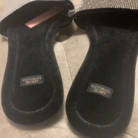 Victoria's Secret crystal bling black velvet slippers with dust bag, medium 7-8 - Picture 5 of 9